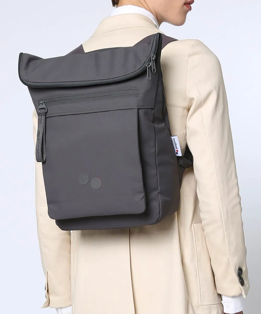 Pinqponq Klak Rucksack aus recycelten PET-Flaschen