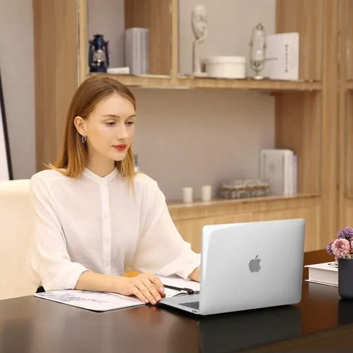 Przezroczyste Etui Ochronne do Apple Macbook 15 - 15.3''