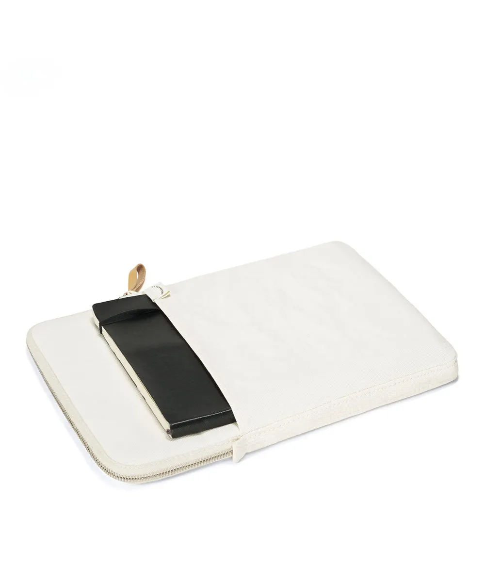 Qwstion Bananatex Sleeve for Macbook