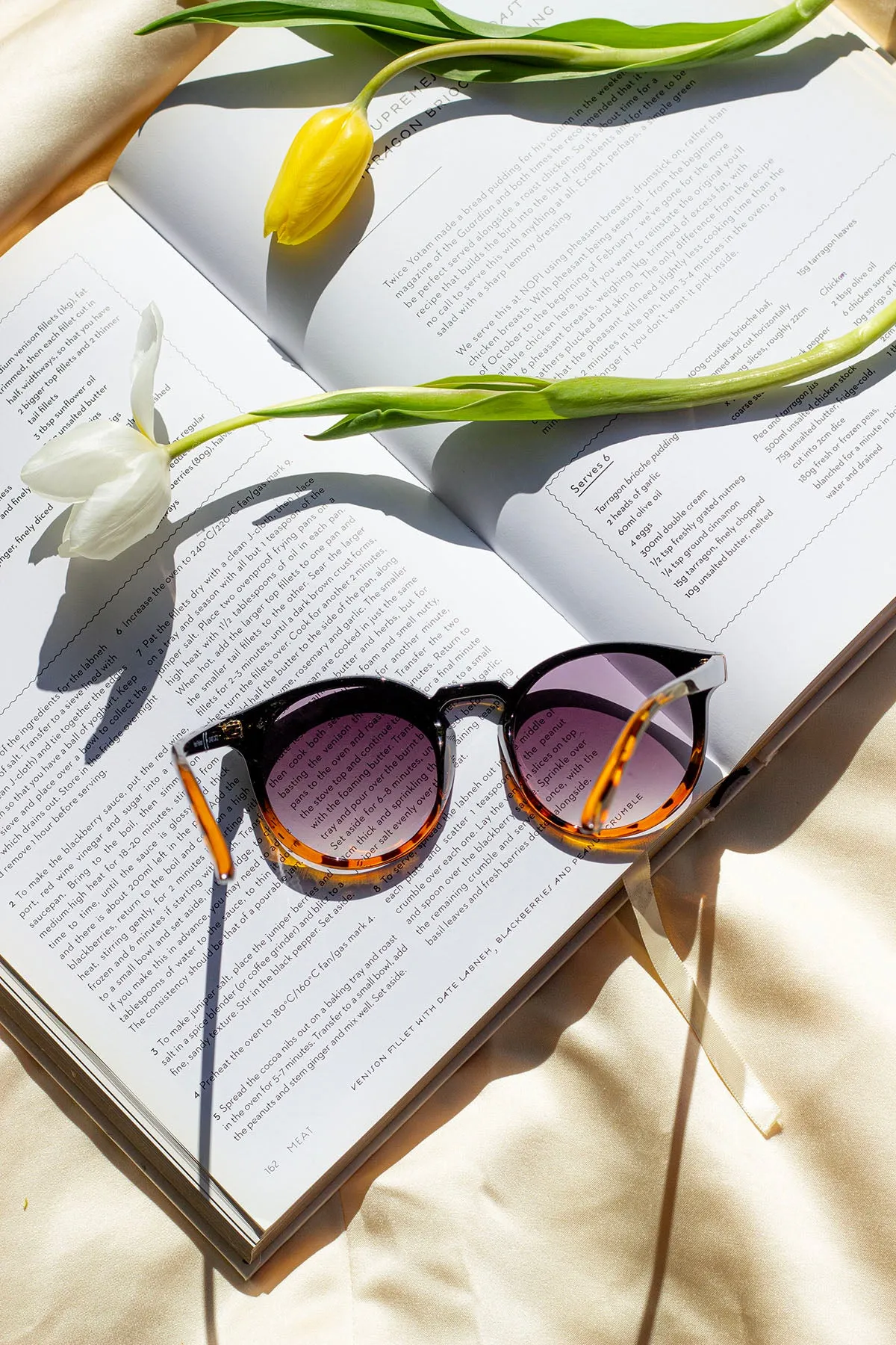 Retro Style Rounded Large Sunglasses
