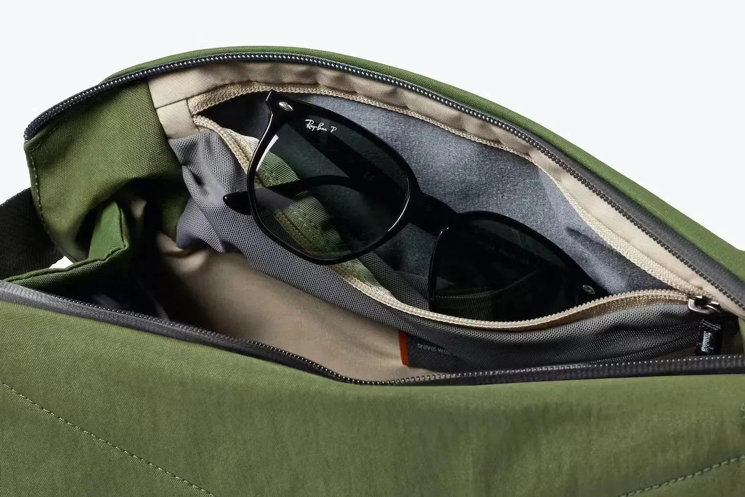Riñonera Bellroy Venture Sling 9L Ranger Green