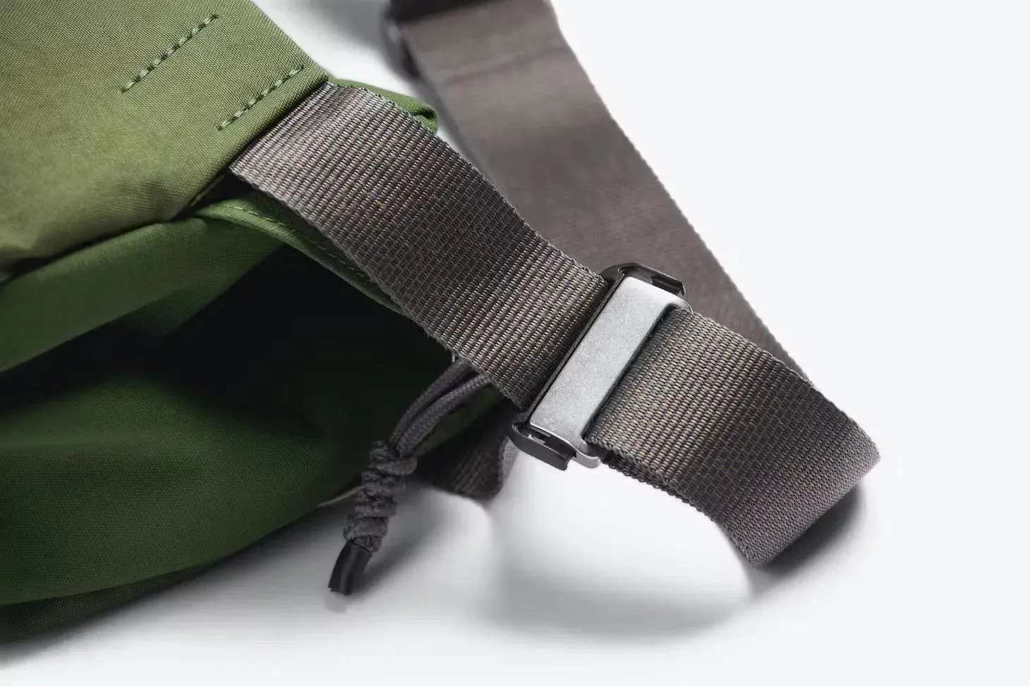 Riñonera Bellroy Venture Sling 9L Ranger Green