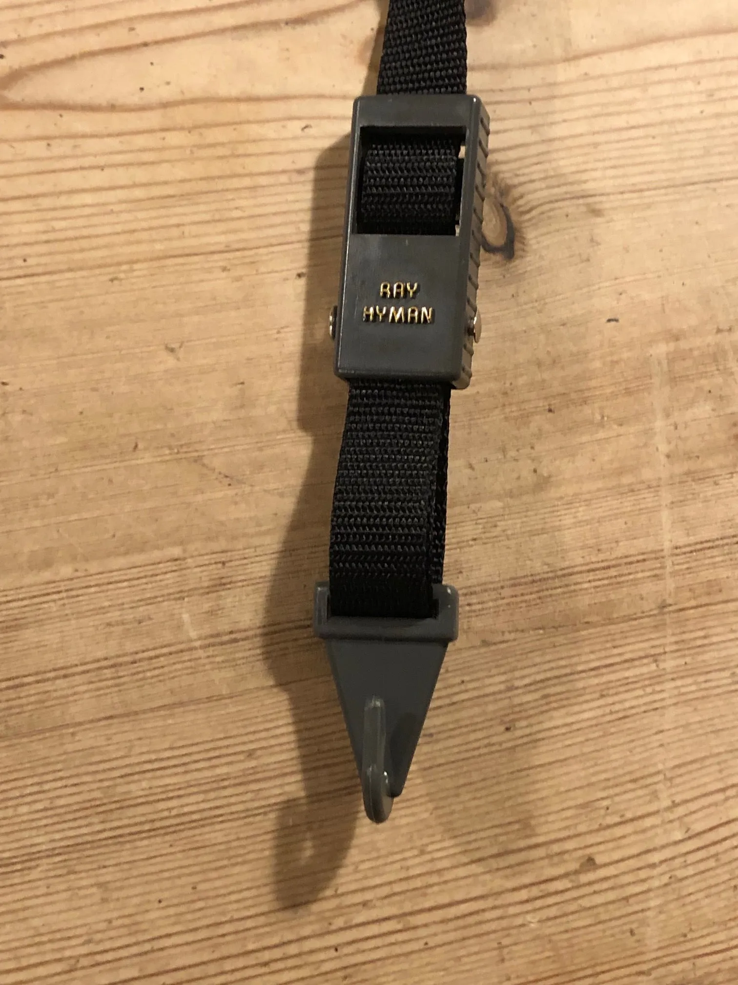 Selmer / Ray Hyman (7947B) Slimline Saxophone Strap - Baritone