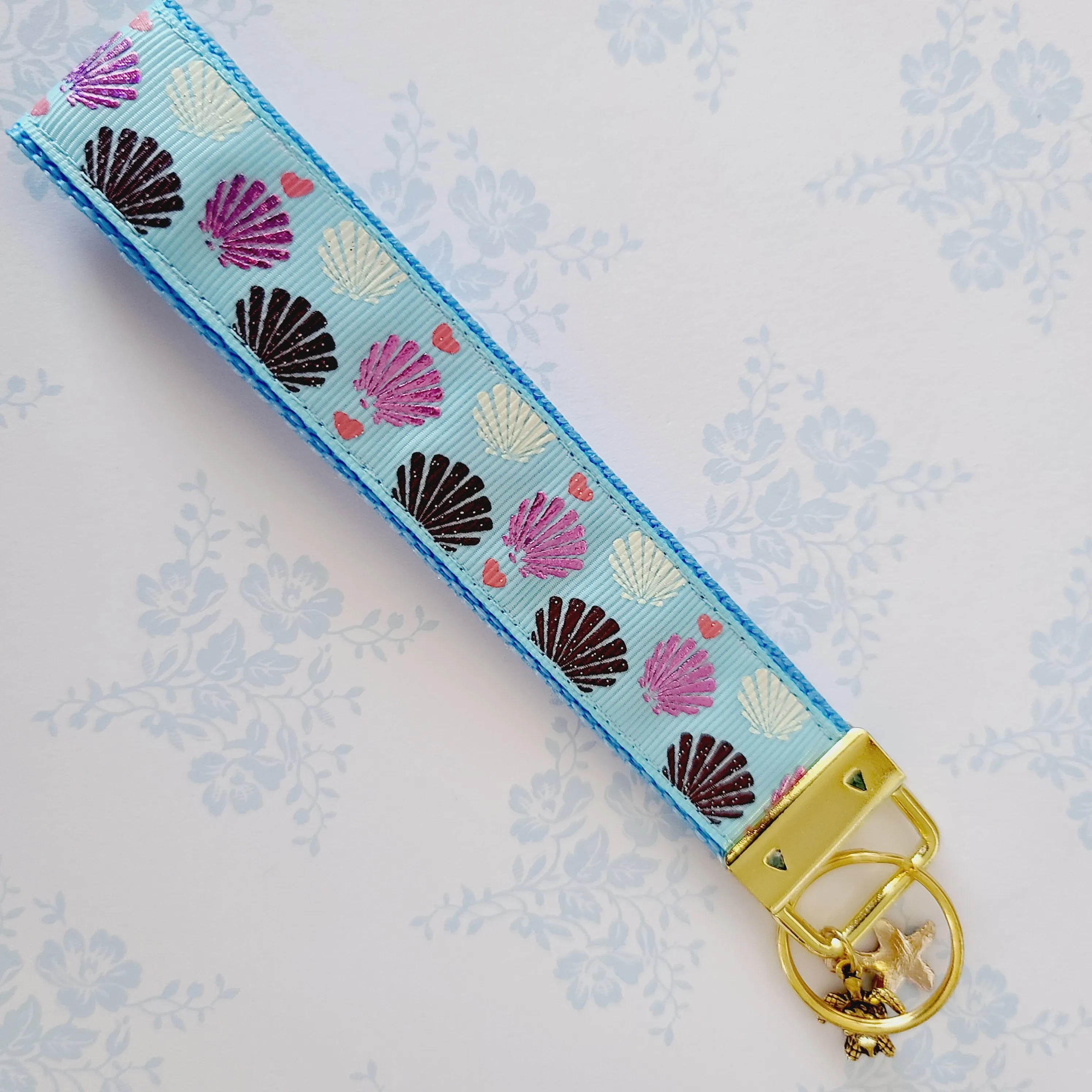 Sparkly Shells on Yellow Gold Key Chain Fob with Shell Charm