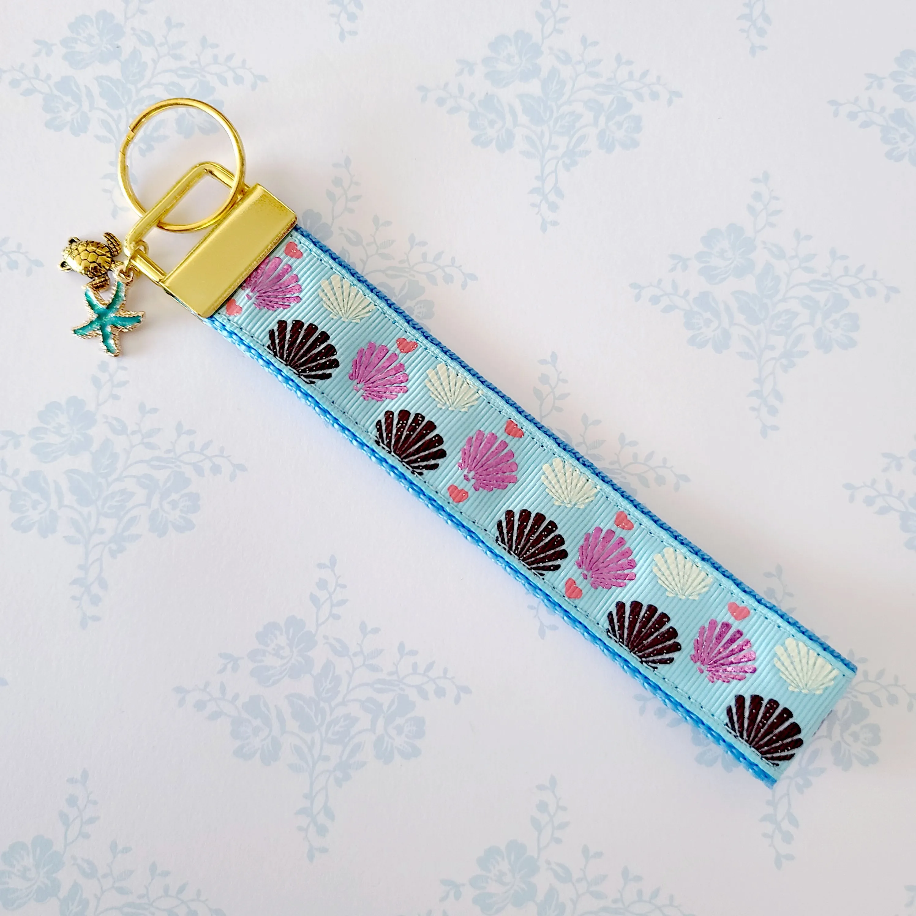Sparkly Shells on Yellow Gold Key Chain Fob with Shell Charm