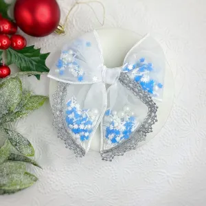 Sparkly Snowflakes Shaker Bows