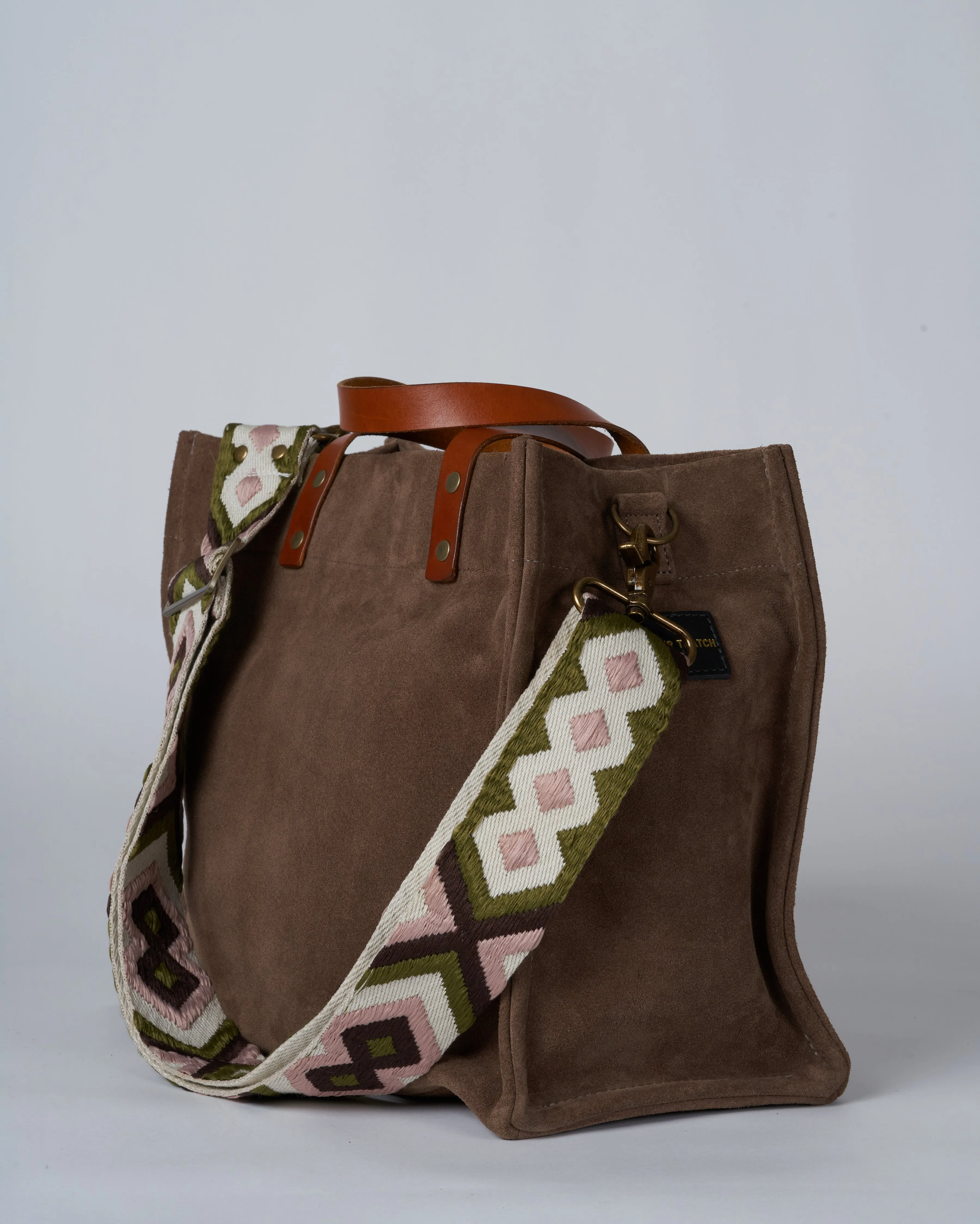 suede medium mimi - taupe with canyon point berry strap