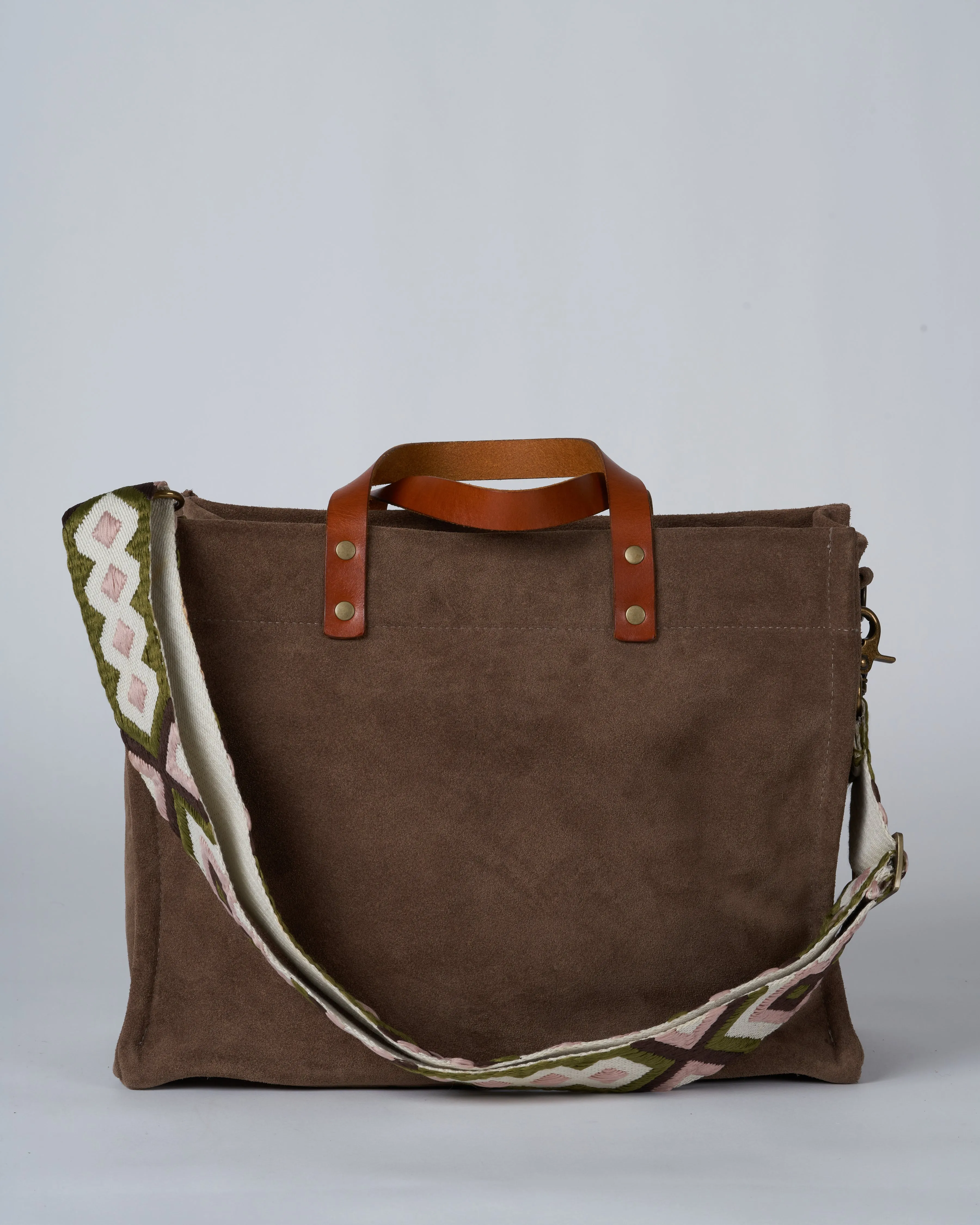 suede medium mimi - taupe with canyon point berry strap