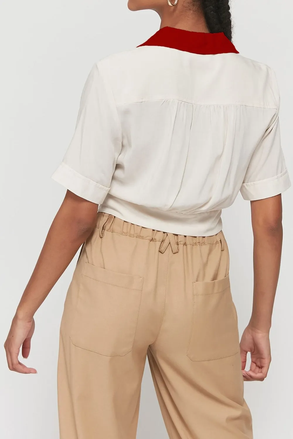 T Knot White And Red Top