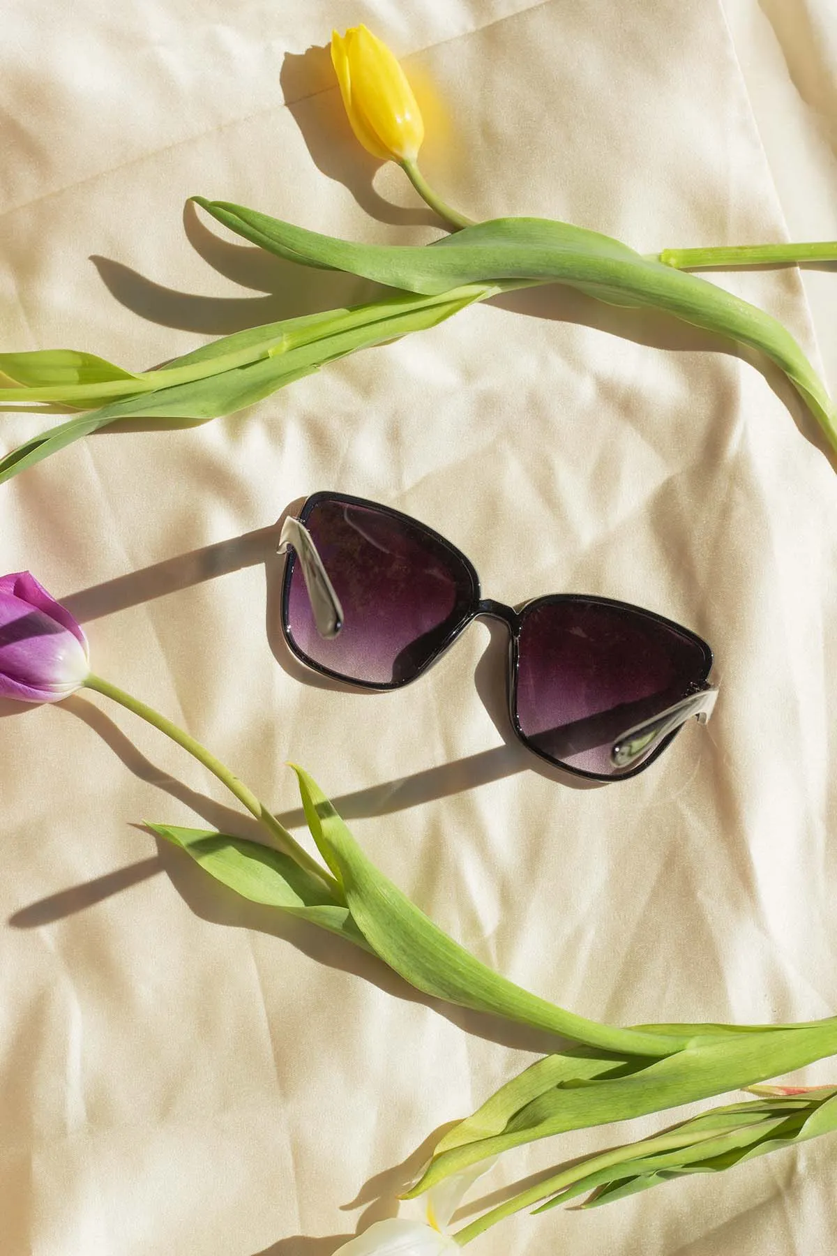 Thin Frame Butterfly Cat Eye Sunglasses