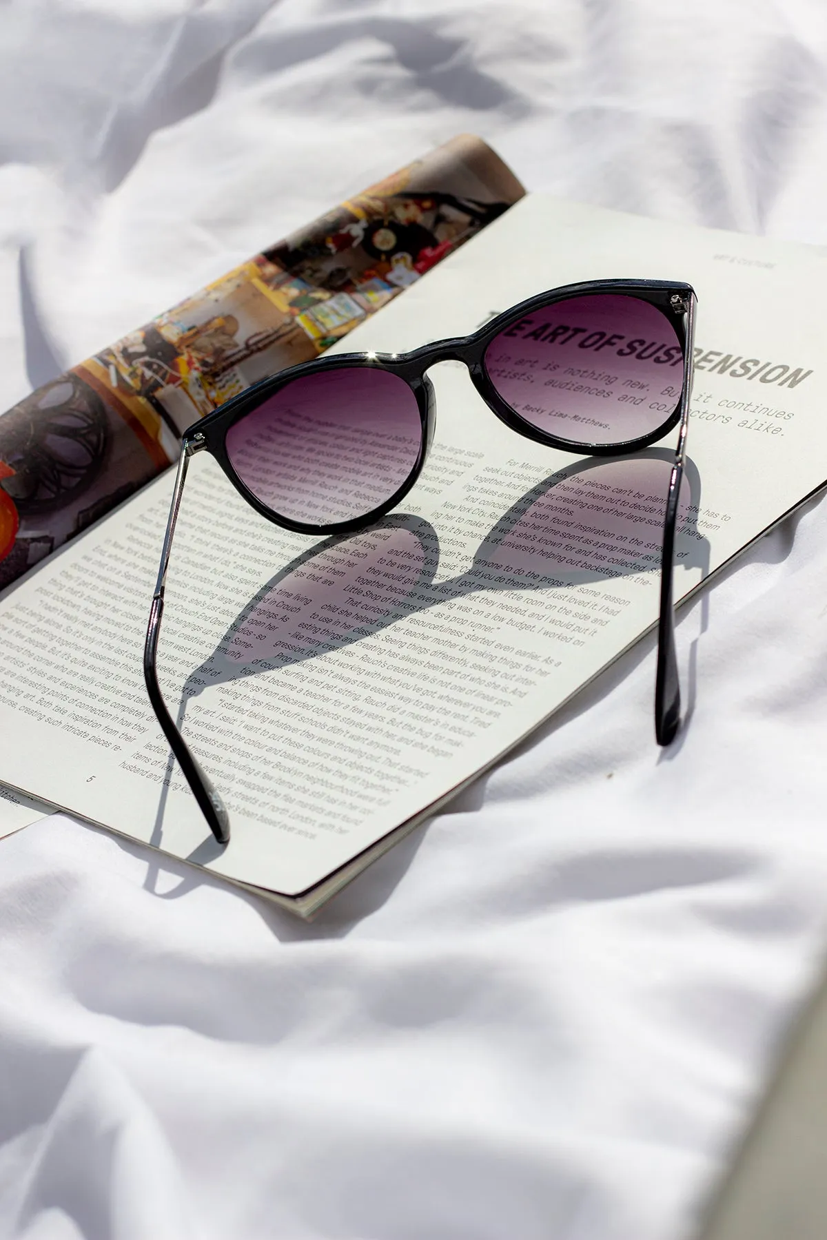 Traditional Style Sunglasses