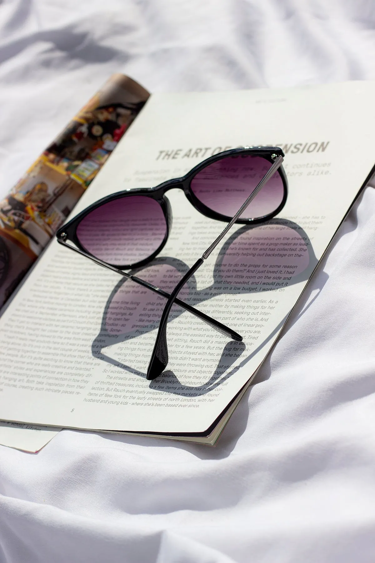Traditional Style Sunglasses