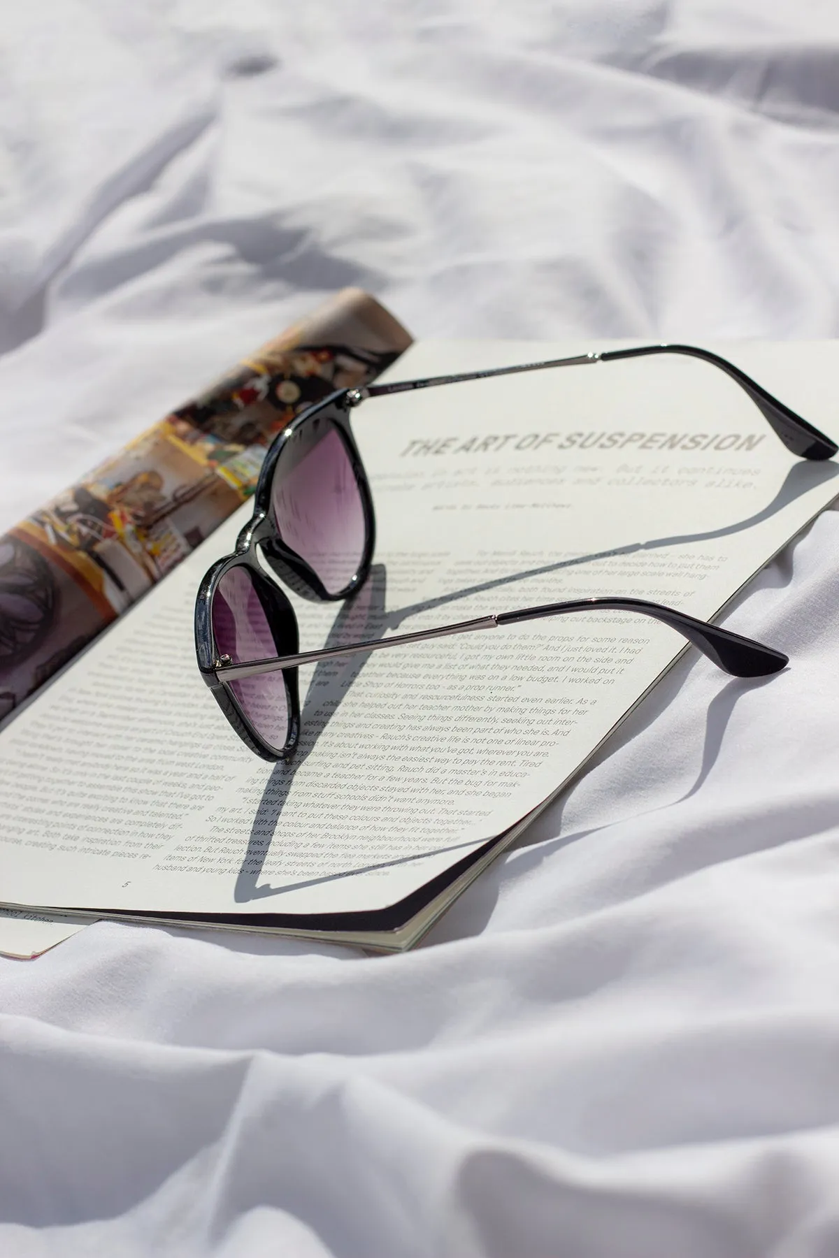 Traditional Style Sunglasses