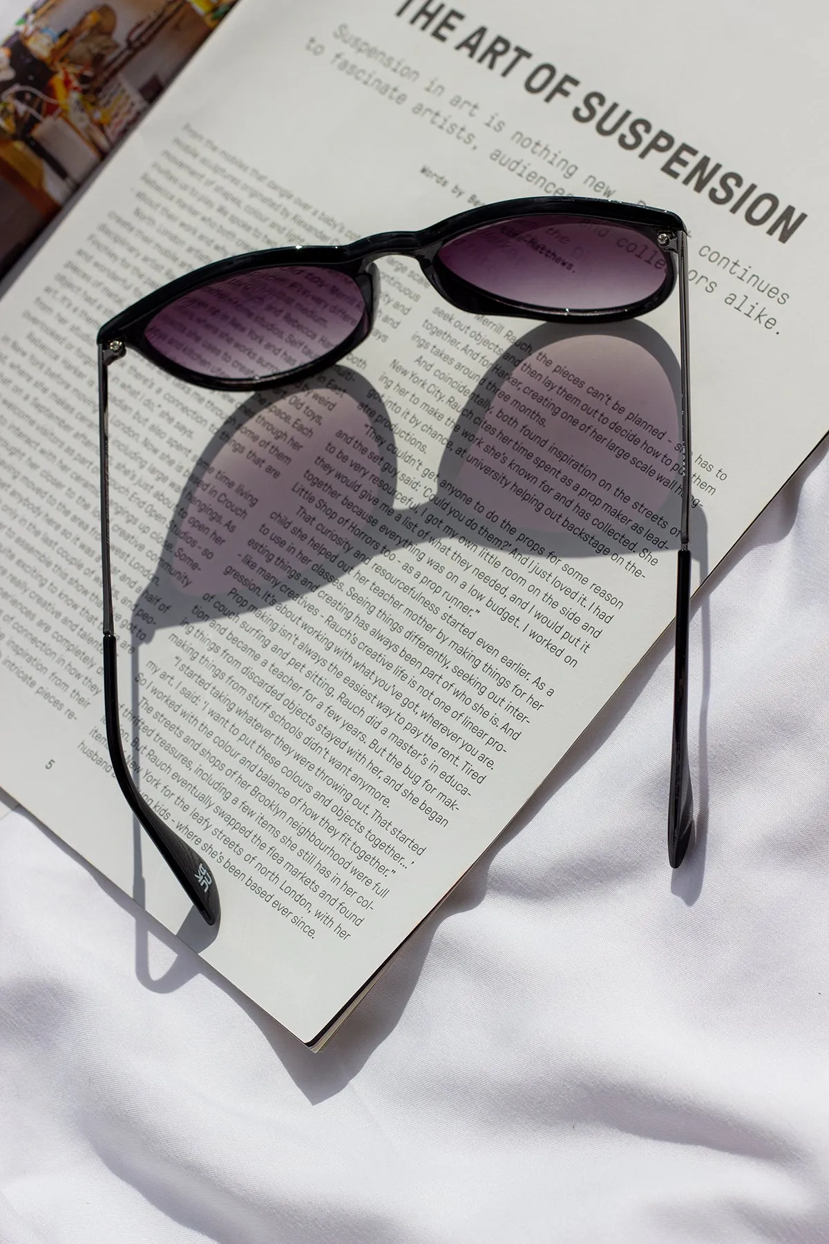 Traditional Style Sunglasses
