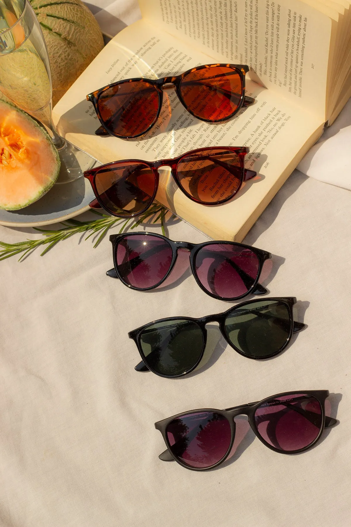 Traditional Style Sunglasses