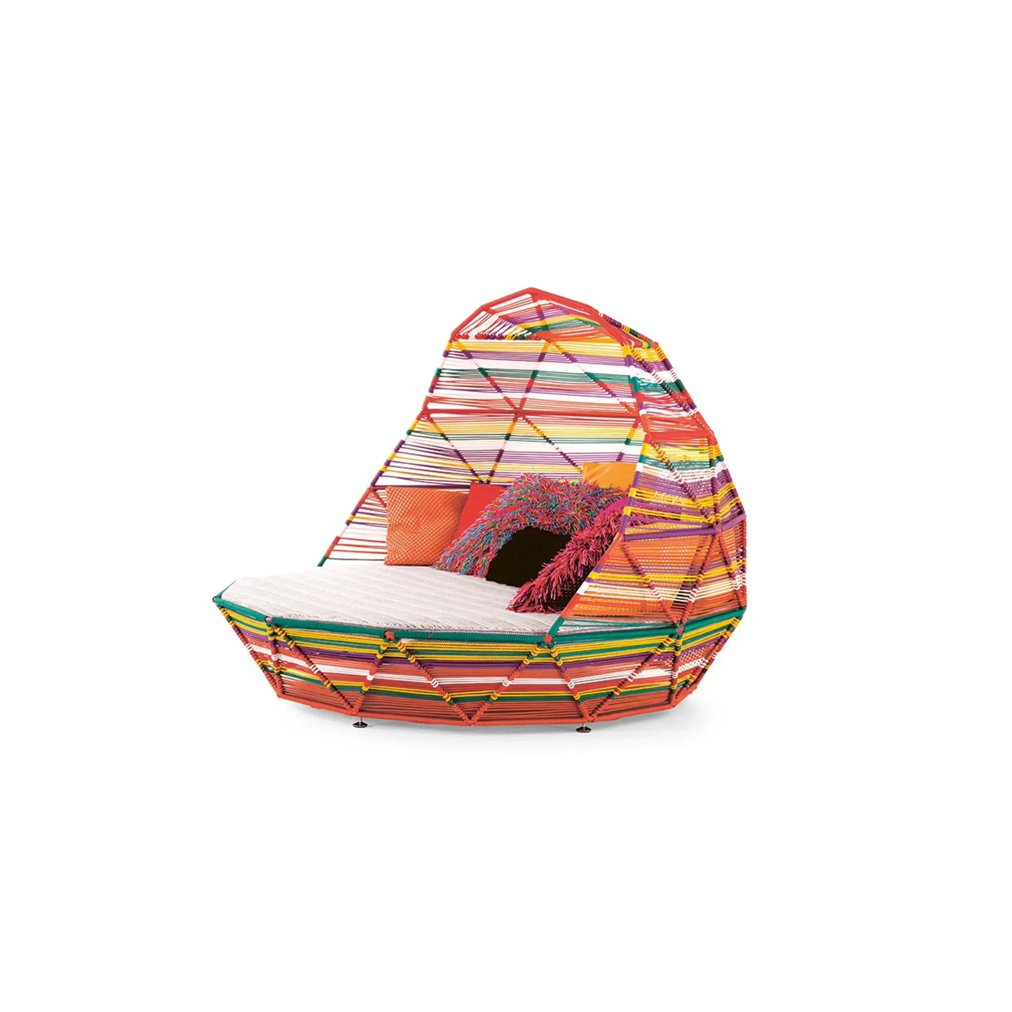 Tropicalia - Daybed with 7 Cushions (060)