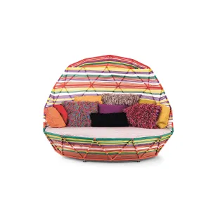 Tropicalia - Daybed with 7 Cushions (060)