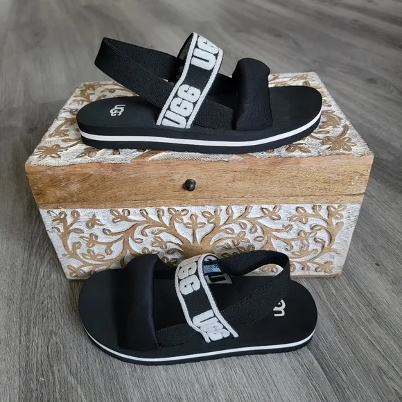 UGG Kids Suma Sling Sandal