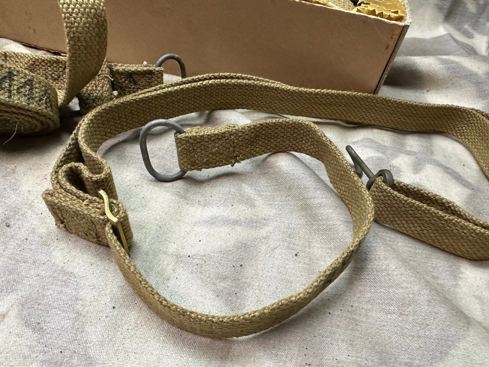 Unissued WW2 37 Pattern Sten Sling British Army - From Original Box