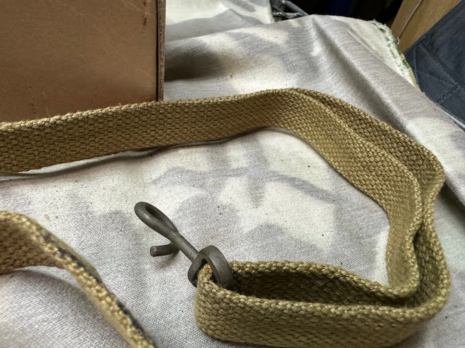 Unissued WW2 37 Pattern Sten Sling British Army - From Original Box
