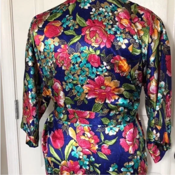 Vintage California Dynasty Robe Floral Kimono USA Blue Satin Pocket Flowers Long