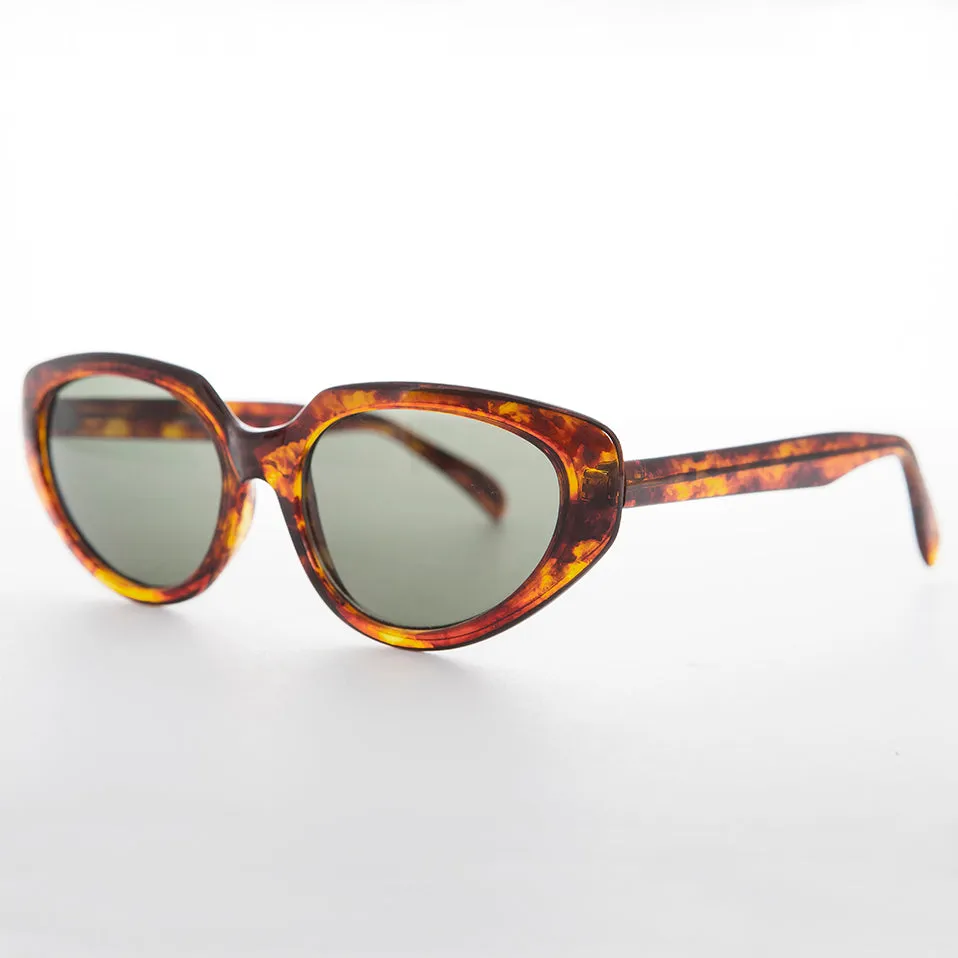 Women's Oversized Cat Eye Vintage Sunglasses - Ava