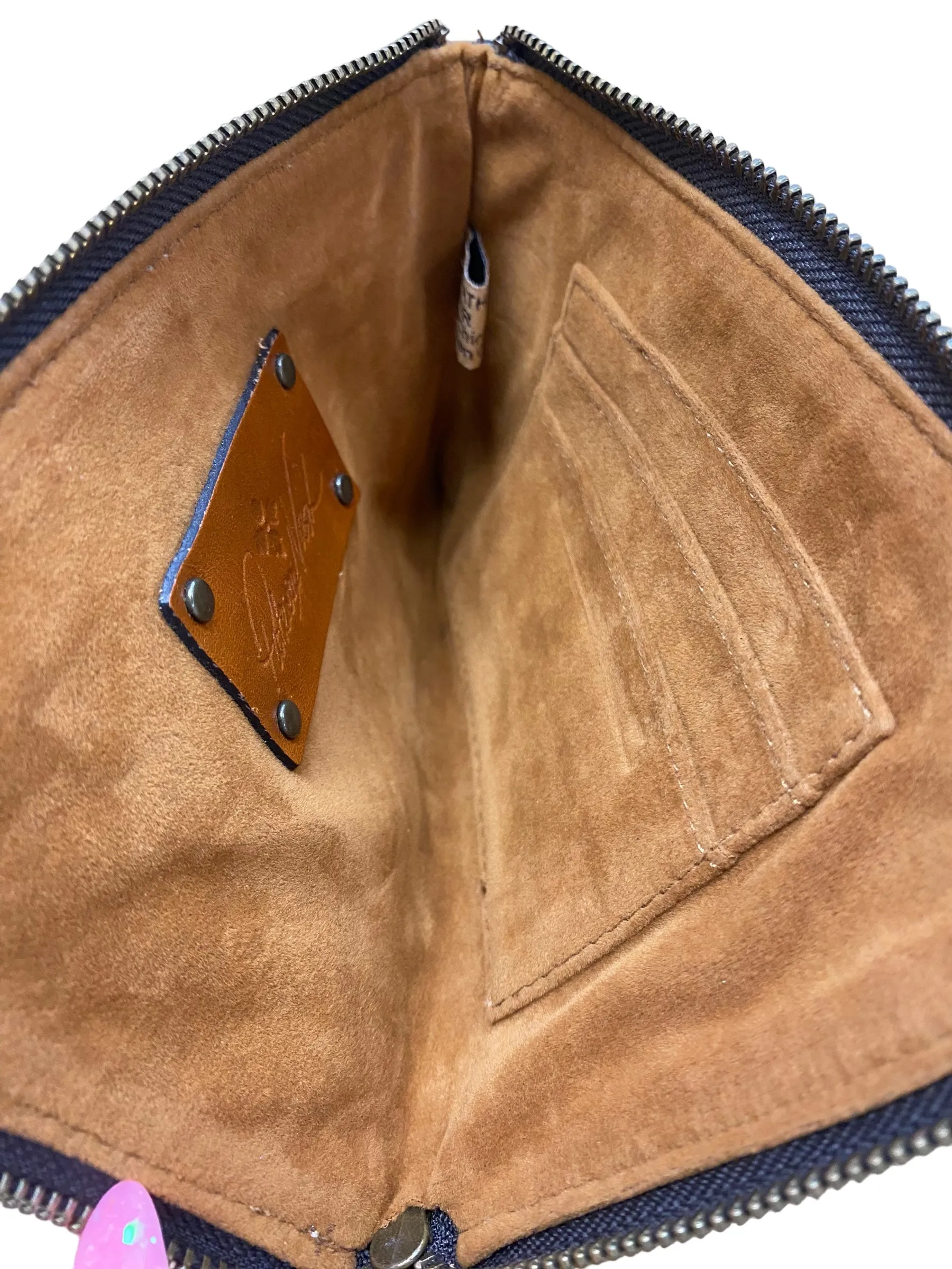 Wristlet Patricia Nash, Size Medium