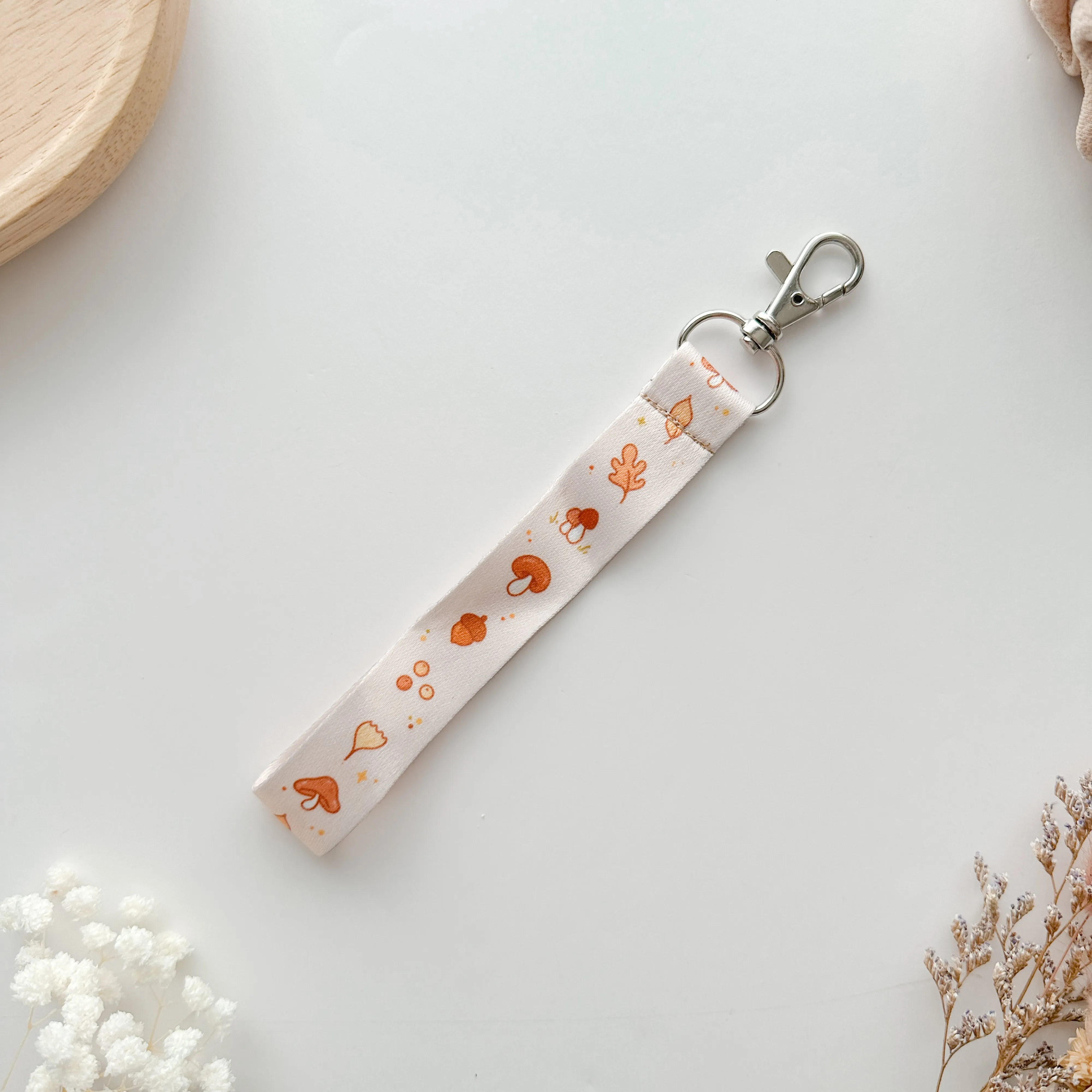 Wristlet Short Lanyard
