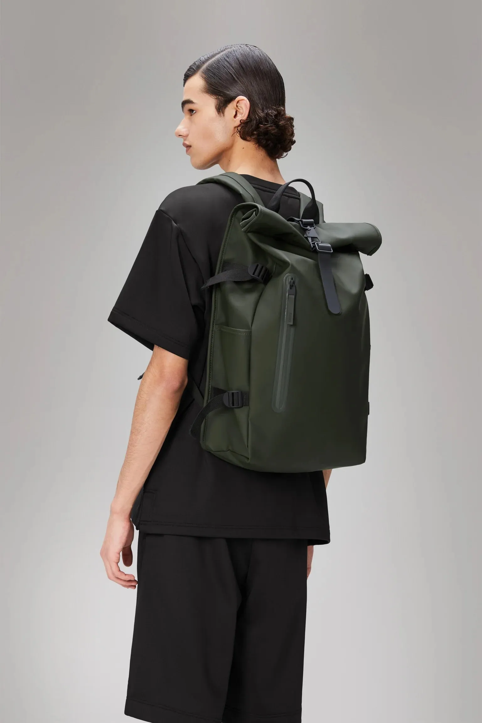 Zaino Rolltop Rucksack Large RAINS Impermeabile W3 Green